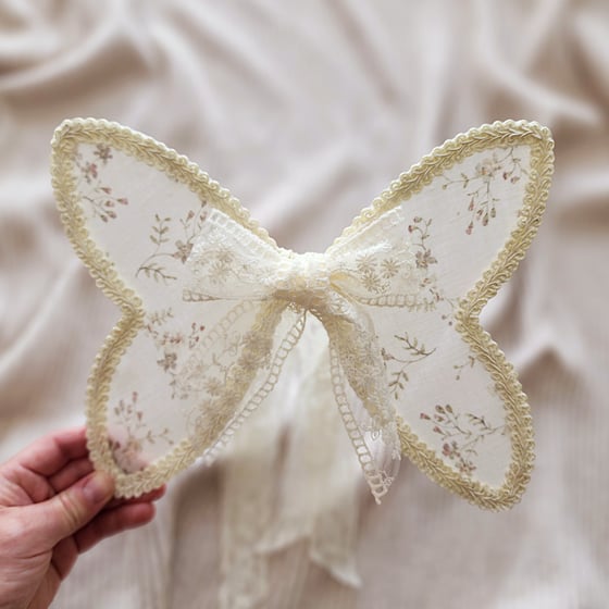 Image of Linen floral wings (small and medium)