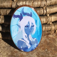 Aaravos Oval Button (The Dragon Prince)