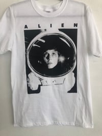 Image 1 of Alien t-shirt