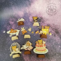 2018 San-x Rilakkuma Chairokaguma Korilakkuma Kiiroitori Stand