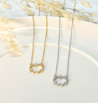 Image 1 of Oval Wreath Necklace