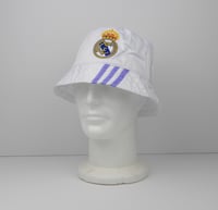 Image 5 of Real Madrid | 2022 Home