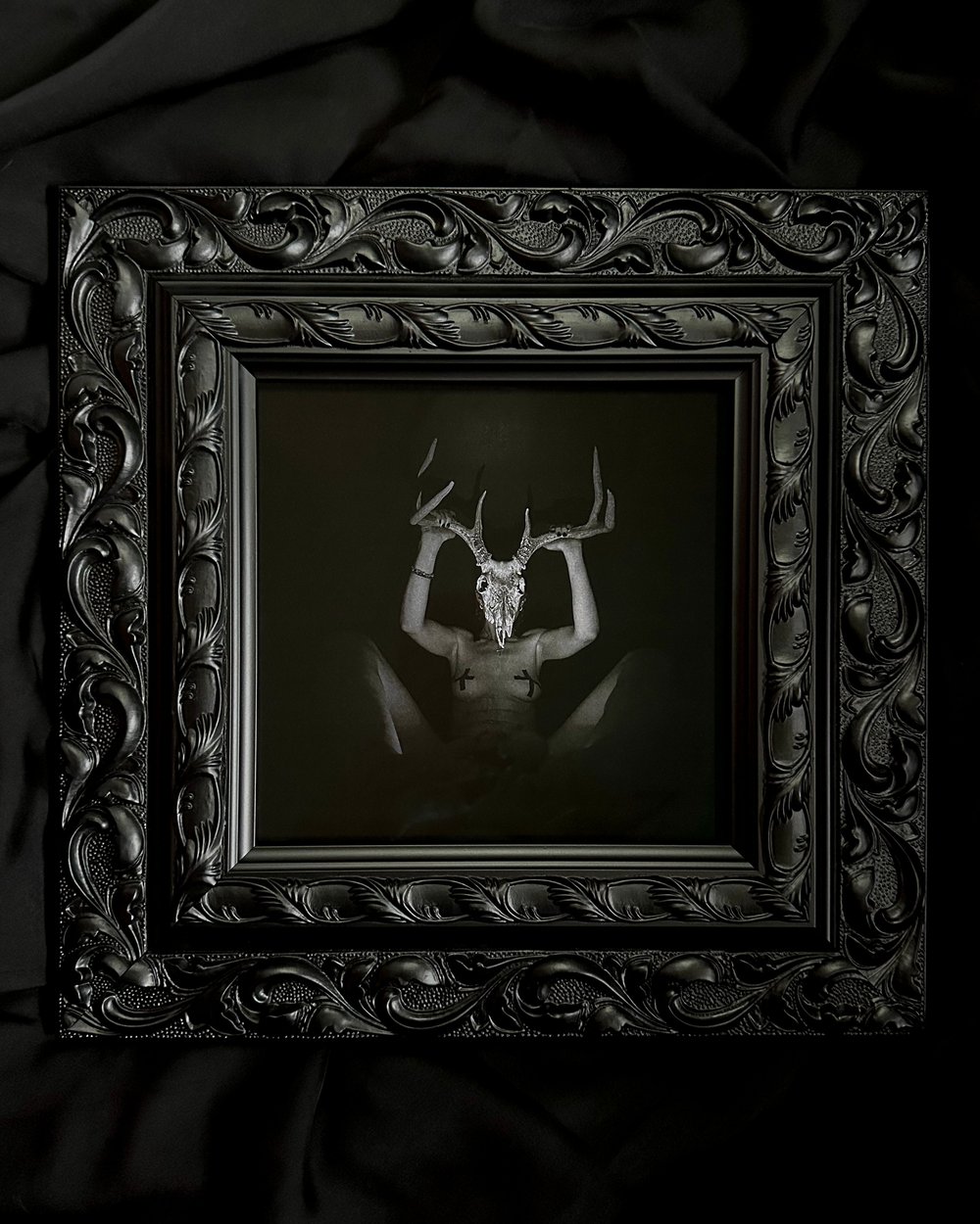 Image of In the garden I will find you part I. 1/1 sigilised curio.