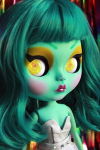 Image 2 of Kawaii Eyes Yellow / Neon Glitter Resin Blythe Eye Chips