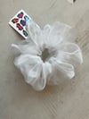 Big white organza scrichie