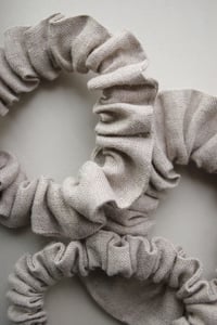 Image 4 of Linen scrunchie