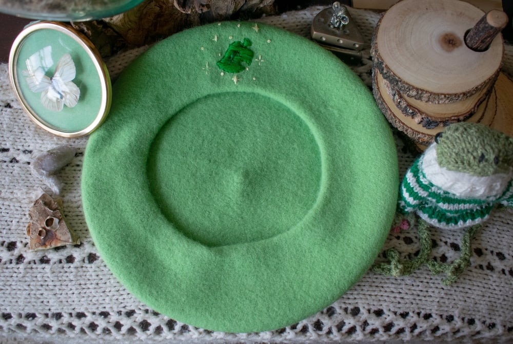 Image of AC Leaf Beret