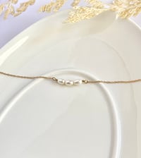 Image 3 of "Tranquil" Pearl Row Anklet