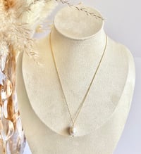 Image 4 of "Lone" Pearl Necklace