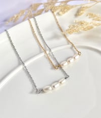 Image 4 of "Tranquil" Pearl Row Necklace