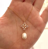 Image 4 of ‘Luxe’ Freshwater Pearl Necklace