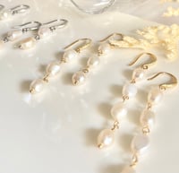 Image 2 of Etched Layered Pearl Earrings?