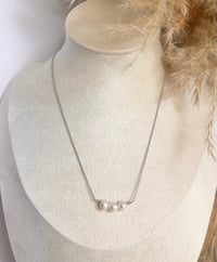 Image 5 of Freshwater Pearl Row Necklace