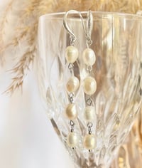 Image 5 of Etched Layered Pearl Earrings?