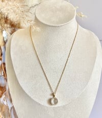 Image 2 of Spinning Stone Necklace
