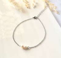 Image 4 of Irregular Pearl Anklet