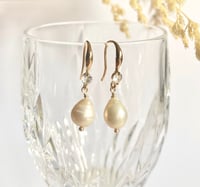 Image 5 of Crystal Pearl Earrings