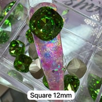 Image 3 of PERIDOT - Chaton Crystals 