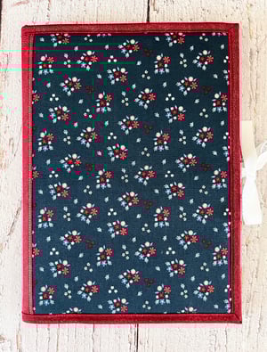 Image of Precut Kit/Ashley Stitch Case/Patriotic Red Bind