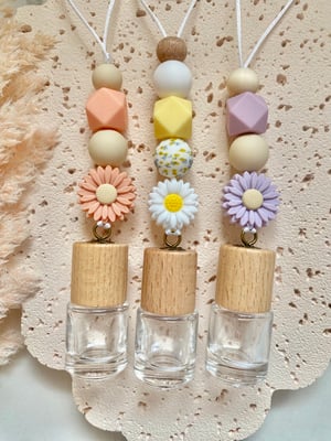 Image of DAISY CAR DIFFUSERS