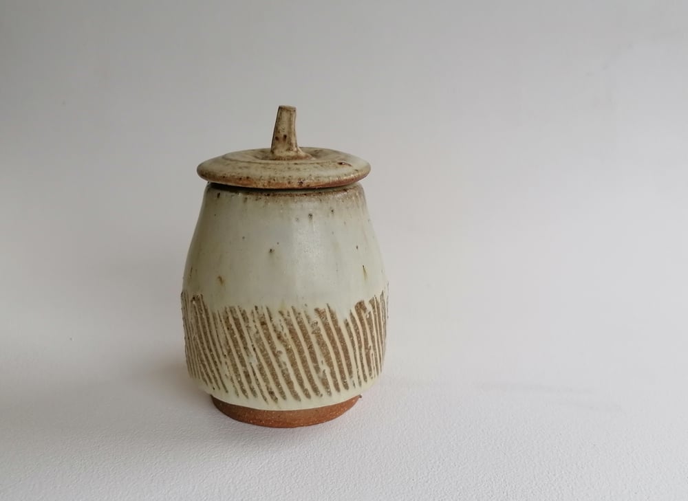Image of Small textured Lidded Caddy