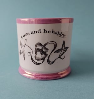 Love and be happy cup