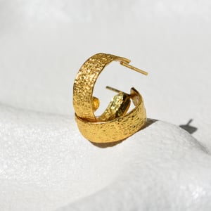 Image of CARRIE HOOPS GOLD