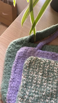 Image 5 of FLUFFY BAG - Celadon