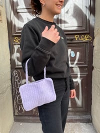Image 3 of FLUFFY BAG - Lila