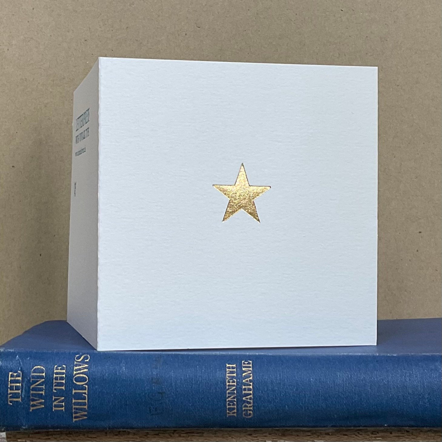 Image of GOLD FOILED STAR GREETING CARD