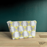 Image 2 of Pouch dog yellow
