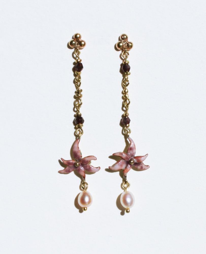 Image of Flower Chain Earrings