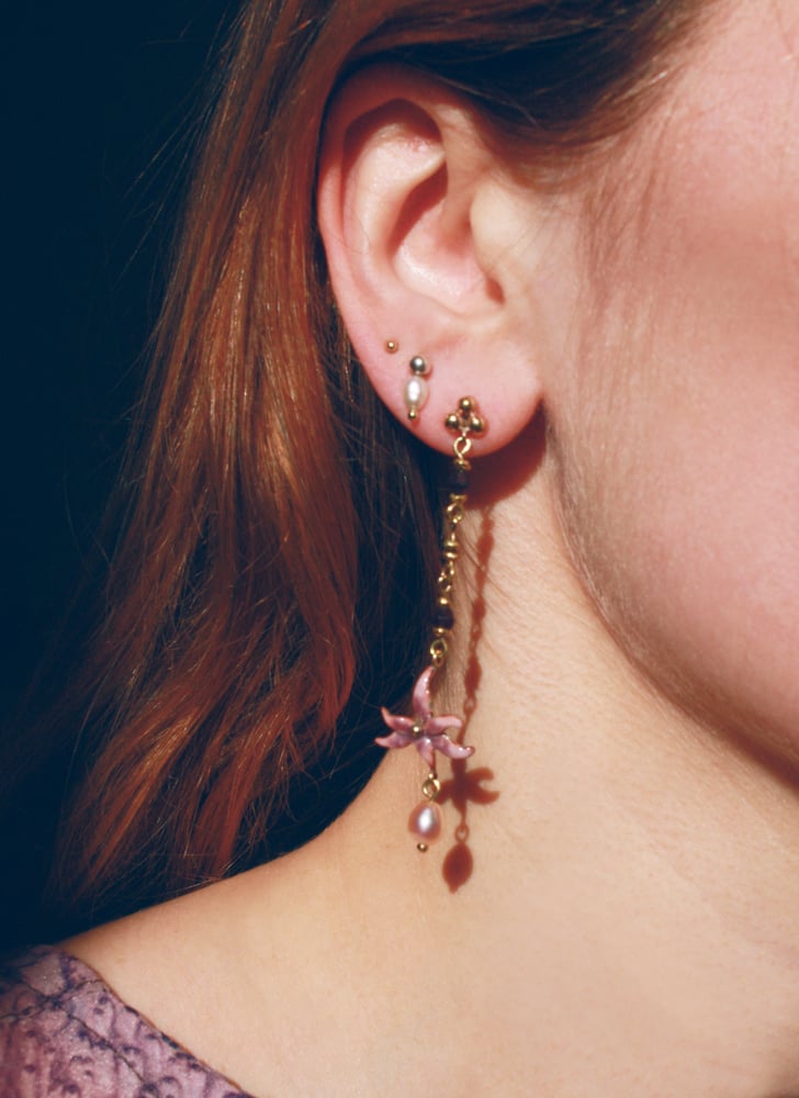 Image of Flower Chain Earrings