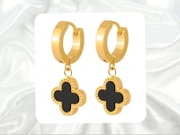 Image 3 of Four Leaf Clover Huggies
