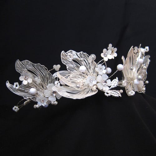 Image of Fae of the Frost headpiece