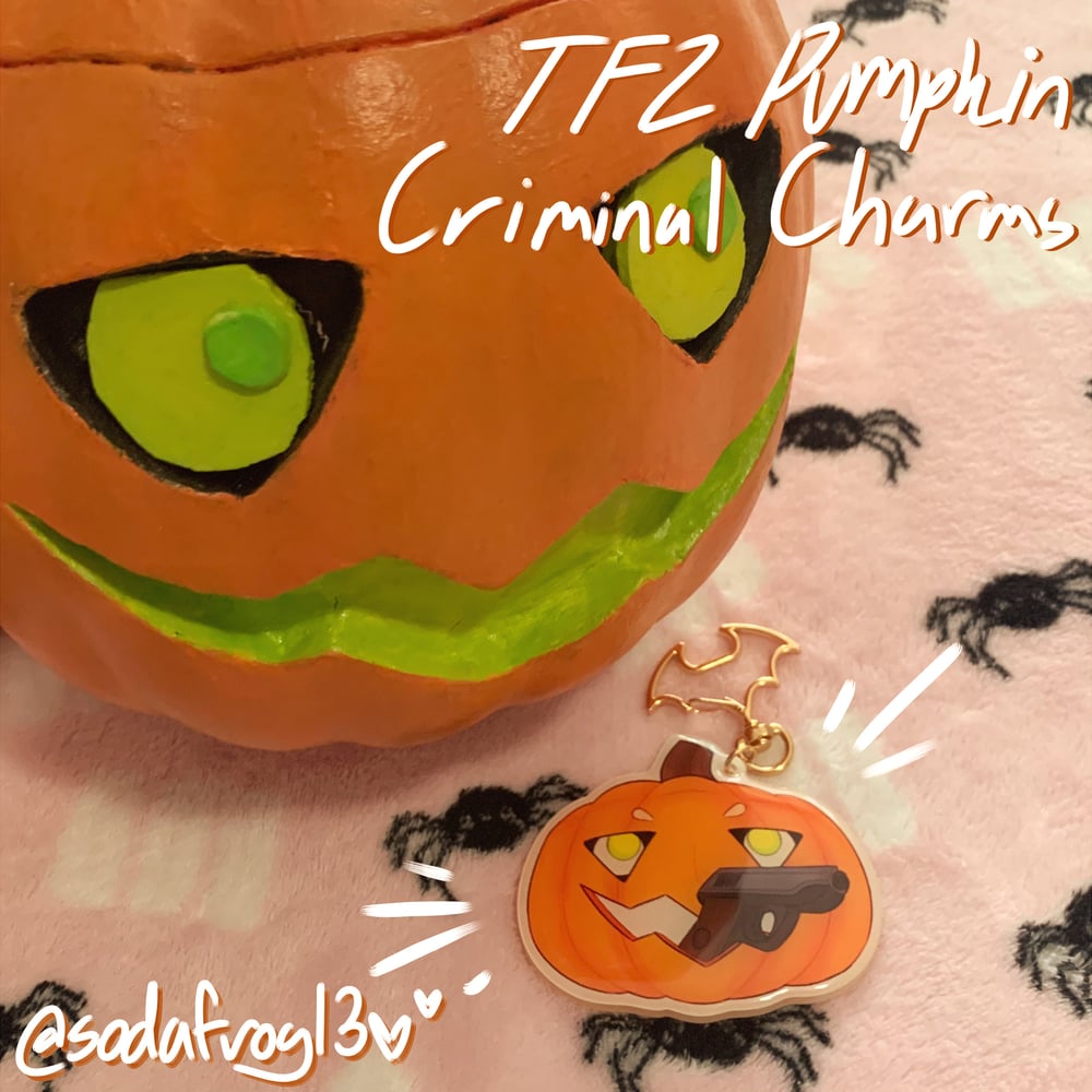 Image of Pumpkin Criminal Glow in the Dark Acrylic Charms [TF2]