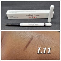 Lip Liner 11