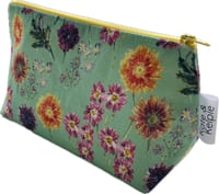 Image 5 of Retro Floral Cosmetic Bag