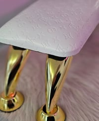 Image 2 of LV manicure hand rest S2