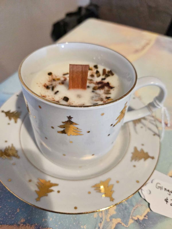 Image of Gingerbread - TEACUP & SAUCER CANDLE