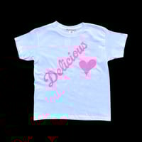 Image 3 of Delicious Heart Tee 🩷🐇💕