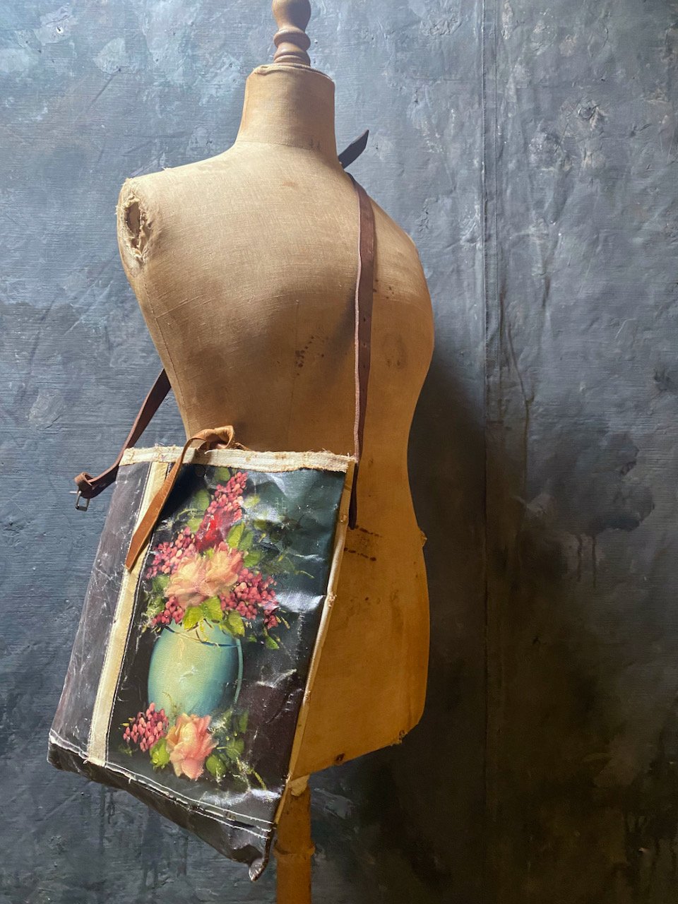 Image of one of a kind painting bag - oma's tafel