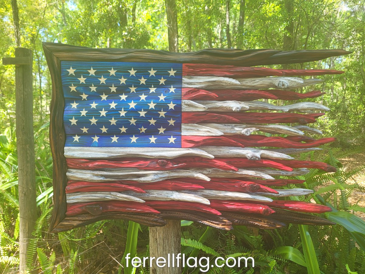 # 628 MEDIUM BATTLE FLAG WITH CYPRESS TRIM | Ferrell Flag