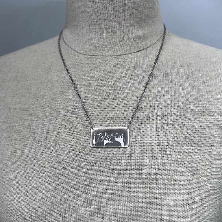 Sterling Silver Three Muses Cat Necklace Image 2