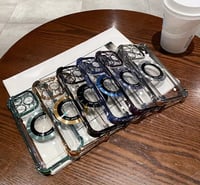 Image 5 of Transparent Magnetic Phone Case