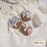 Image 4 of Spring Basket Brooches