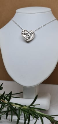 Image 5 of Silver Mum Heart Pendant (SJ053)