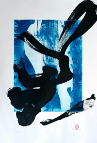 Image 2 of Impresión Azul con Mancha Negra I