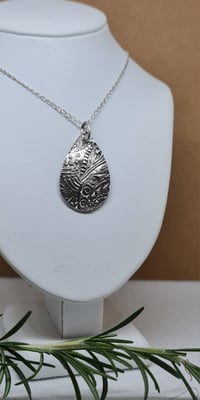 Image 3 of Silver Teardrop Textured Pendant (SJ046)