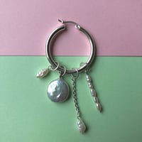 Image 4 of five pearl pendant